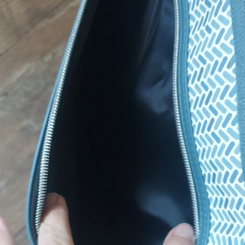 Targus Blue and White Tablet Sleeve for Stylish Protection